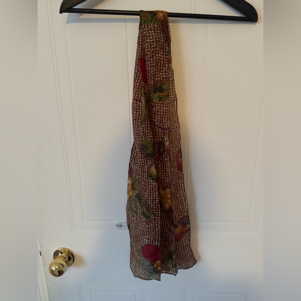 Emanuel Geraldo Scarf 100% silk